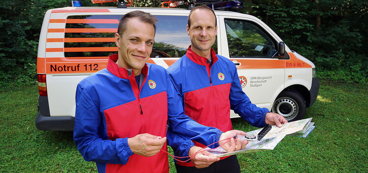 Moritz Zeiger (links) und Edgar Balzer von der DRK-Bergwacht sind mit ihren Kameraden stets zur Stelle, wenn Menschen in Not ger