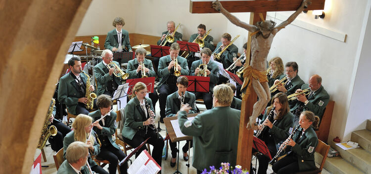 2012 stand das Naberner Orchester kurz vor seinem Höhepunkt: hier bei einem Konzert in der Johanneskirche. Foto: privat