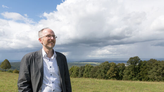 Das Hörnle stellt den Ausgangspunkt zum bequemsten Teckaufstieg dar und ist deshalb ein Ort des Trubels. Doch schon ein paar Sch Das Hörnle stellt den Ausgangspunkt zum bequemsten Teckaufstieg dar und ist deshalb ein Ort des Trubels. Doch schon ein paar Sch