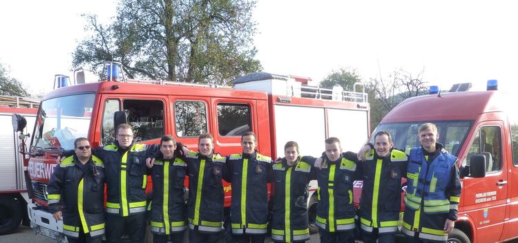 Kaputt, aber glücklich: Die Truppe der Freiwilligen Feuerwehr holte in Weilheim das Leistungsabzeichen in Bronze.Foto: pr