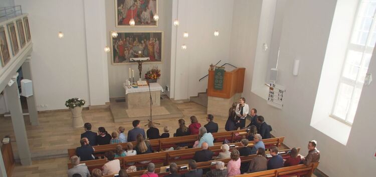 Kaum renoviert, schon ist die Notzinger Jakobuskirche wieder voller Leben. Foto: Peter Schuster