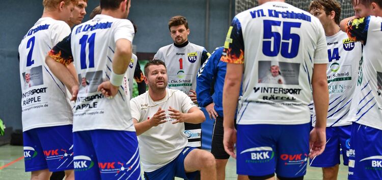 Brauchen heute in Bernhausen das passende Konzept: Trainer Engelbert Eisenbeil und seine VfL-Handballer.Foto: Markus Brändli