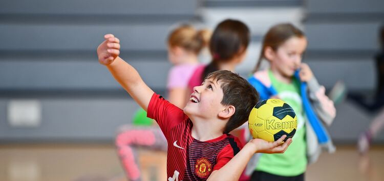 Interesse und Spaß am Handballsport zu vermitteln, heißt, dem Verein eine Zukunft zu geben. Beim TSV Weilheim ist man auf der Su