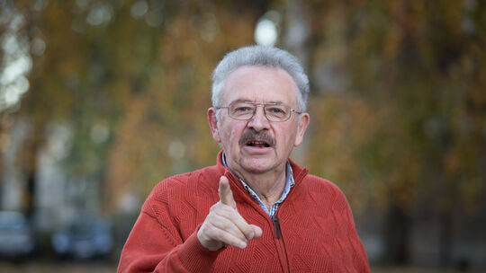 Alfred Ulmer hat viele Erinnerungen an seine Kindheit in der Krone. Foto: Jean-Luc Jacques