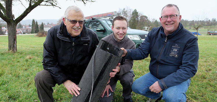 Stefan Würtele (rechts), Jens Polzien (Mitte) und Dieter Schneider machen sich für eine nachhaltige Wiederansiedlung des Steinka