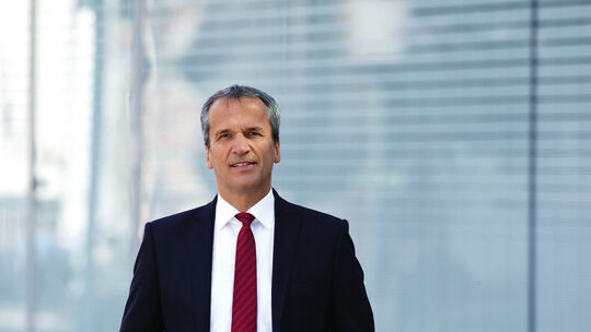 Michael Hennrich (CDU) Michael Hennrich (CDU)
