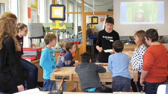 Schüler helfen Schülern: Das ist das Motto der Viertklässlertage. Schüler helfen Schülern: Das ist das Motto der Viertklässlertage.