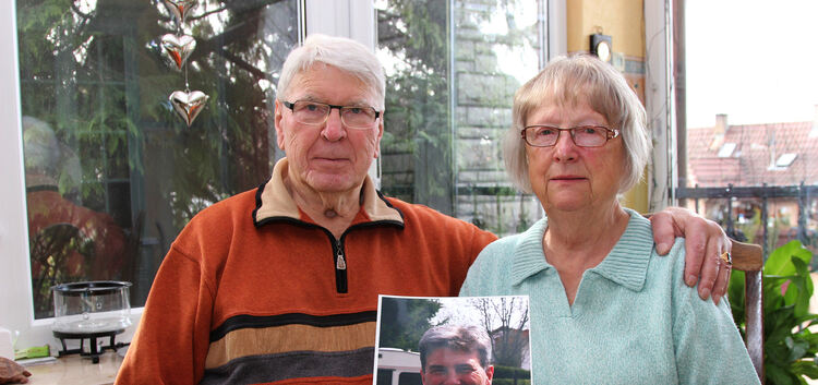 Helmut und Ingeborg Schröppel tröstet es, dass die Organe ihres Sohnes anderen Menschen das Leben gerettet haben. Foto: Gerlinde