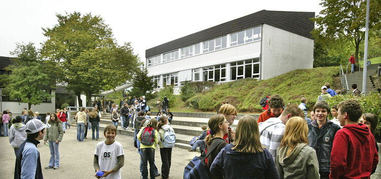 Im Bildungszentrum " Karl - Erhard- Scheufelen - Schule " Realschule