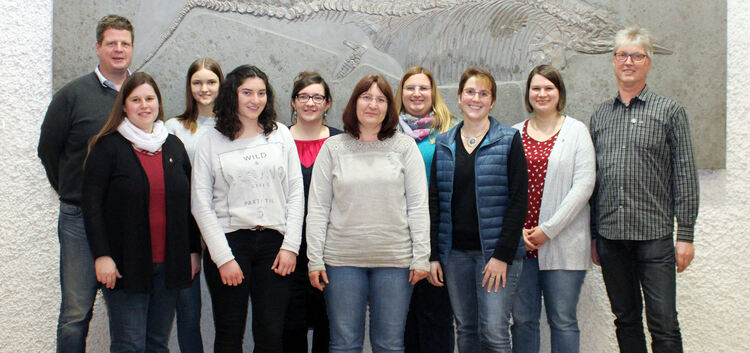 Elena Berner und einige Mitglieder des MV HolzmadenFoto: pr
