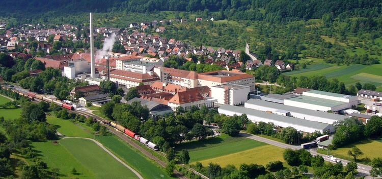 Die Papierfabrik Scheufelen in Oberlenningen hat noch keine Investorenlösung gefunden. Foto: Werner Feirer