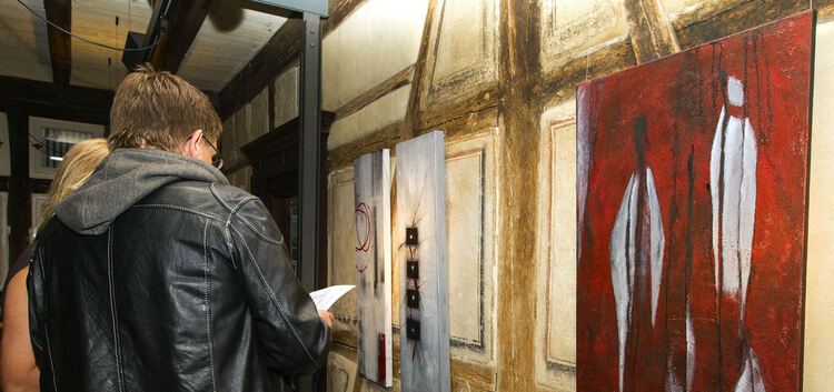 Bis 13. Juli sind im Oberlenninger Schlössle noch die Werke der Werkstatt No. 17 zu sehen.Foto: Genio Silviani