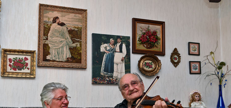 Die Kirchheimer Hedwig und Karl Fernbach sind seit sechzig Jahren glücklich verheiratet.Foto: Markus Brändl