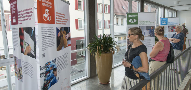 Im Kirchheimer Rathaus kann man sich zum Thema Nachhaltigkeit kundig machen.Foto: Peter Dietrich
