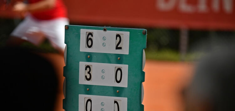 Einmal noch heißt es Spiel, Satz und Sieg. Die Tennis-Saison biegt auf die Zielgerade ein.Foto: Markus Brändli
