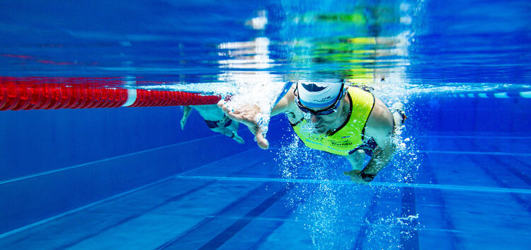 Gute Wasserlage und schnelle Beine - wer beides hat, ist beim Swim and Run ein potenzieller Siegertyp, unabhängig von Geschlecht