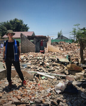 Für die Hilfsorganisation Shelter-Box war Agnes Fritz im Erdbebengebiet auf der indonesischen Insel Lombok im Einsatz.Foto: pr