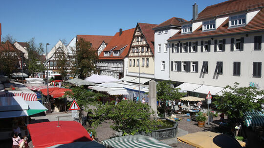 Seit einer Woche ist auf dem Marktplatz wieder alles beim Alten.Foto: Jean-Luc Jacques