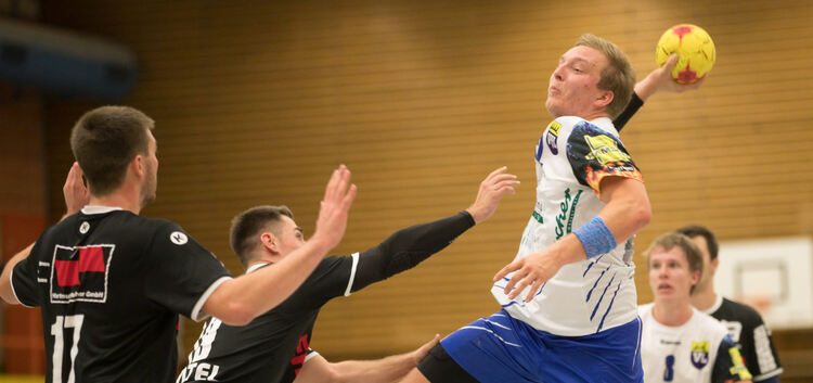Pokal Handball VFL (Blau Weiss) gegen Deizisau (Schwarz)92 Martin Rudolph