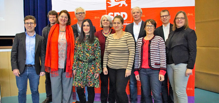 Führungskräfte und Regionalwahl-Kandidaten der SPD auf dem Kreisparteitag.Foto: Thomas Krytzner