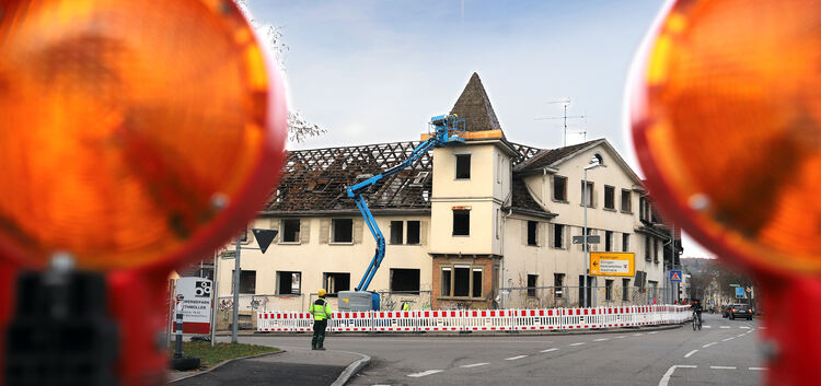 Das markante Türmchen am Alleenring ist bald Geschichte: Das alte Most-Gebäude wird abgerissen.Foto: Jean-Luc Jacques