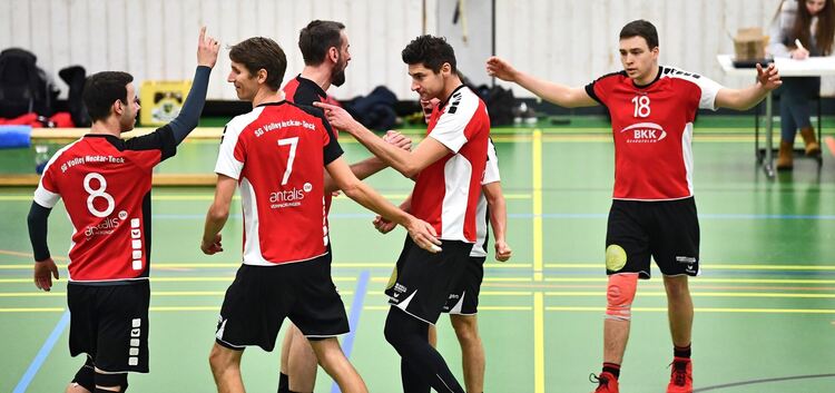 Ein Sieg als Fingerzeig: Die SG-Volleyballer schielen in der Oberligatabelle wieder nach oben. Foto: Markus Brändli