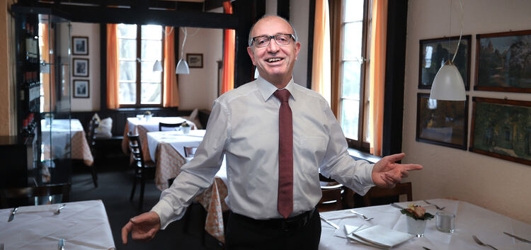 Tino Adornettos Tage im Kirchheimer Wachthaus sind gezählt. Künftig serviert er Fisch und Pasta in Stuttgart. Foto: Jean-Luc Jac