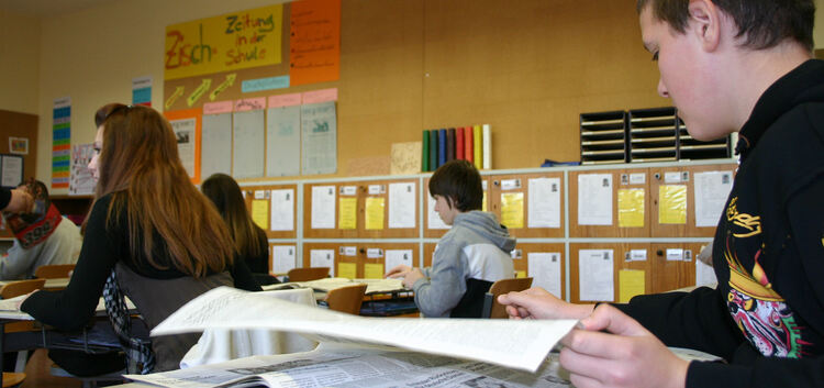 Unter dem Namen „Zeitung in der Schule“ gehört intensives Lesen im Unterricht schon seit 2002 zum festen Angebot für Schulen all