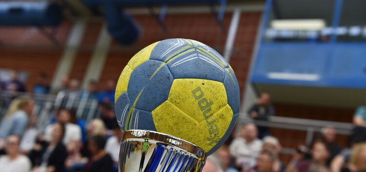 Es kann nur einen Sieger geben: Der TSV Denkendorf bejubelt nach der Meisterschaft in der Bezirksliga auch den Triumph im Pokal.