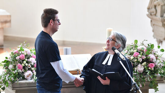 Bezirksposaunentag anläßlich Jubiläum Posauenchor Owen, Festgottesdienst, einsetzung neuer Jugendreferent durch Dekanin Kath Bezirksposaunentag anläßlich Jubiläum Posauenchor Owen, Festgottesdienst, einsetzung neuer Jugendreferent durch Dekanin Kath