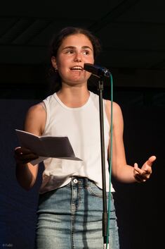 Ob witzig, politisch oder düster: Die jungen Talente präsentierten ihre Welt in poetischen Worten.Fotos: privat