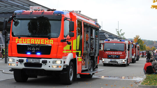 Kreisbrandmeister Dittrich ist zufrieden mit der Ausrüstung der Einsatzkräfte: So werde der Fahrzeugbestand stets verbessert. Sy Kreisbrandmeister Dittrich ist zufrieden mit der Ausrüstung der Einsatzkräfte: So werde der Fahrzeugbestand stets verbessert. Sy