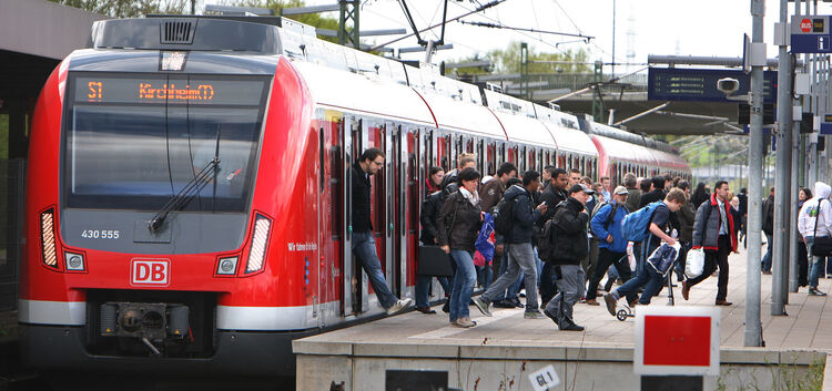 Täglich werden 228.000 Fahrten im ÖPNV im Kreis Esslingen gezählt, davon 77.000 allein in den S-Bahnen. Foto: Jean-Luc Jacques