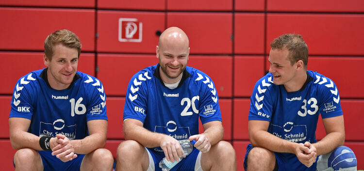 ,   HVW-Pokal 1. Runde: VfL Kirchheim - TV Weilstetten,  von links:  Julian Mikolaj, Alexamder zoll, Nico Heilemann