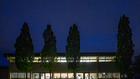 Auf großes Interesse stieß die abendliche Veranstaltung in der Gemeindehalle. Foto: Carsten Riedl Auf großes Interesse stieß die abendliche Veranstaltung in der Gemeindehalle. Foto: Carsten Riedl