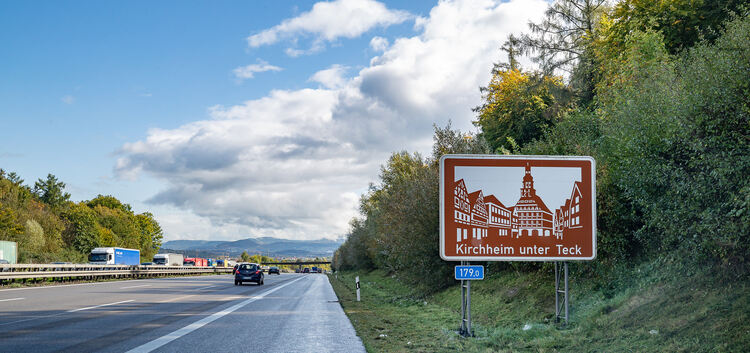Autobahnschild "Kirchheim"