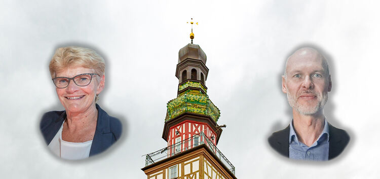 Ein Rathaus - zwei Bewerber: Am 1. Dezember stehen Angelika Matt-Heidecker und Dr. Pascal Bader zur Wahl. Foto-Montage: Carsten