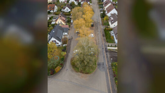 Der untere Teil dieser Freifläche im Ginsterweg soll bebaut werden. Foto: Carsten Riedl Der untere Teil dieser Freifläche im Ginsterweg soll bebaut werden. Foto: Carsten Riedl