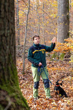 Benjamin Fischer ist ab dem kommenden Januar nicht nur für den Dettinger Forst verantwortlich, sondern auch für den Talwald auf