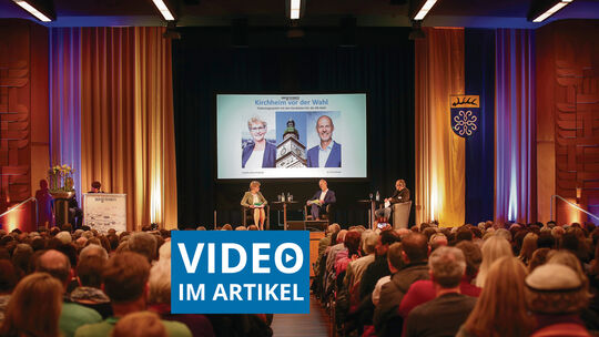 Foto: Carsten Riedl Podiumsgespräch Video