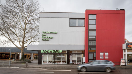 Bachthaler Assecuranz am Postplatz spendet.
