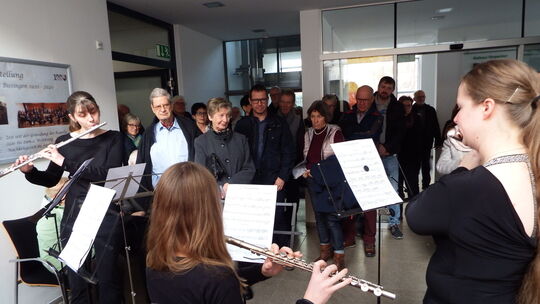 Das Flötenensemble erfreute die Gäste mit dem „Nocturno“ von Camillo Wanausek.