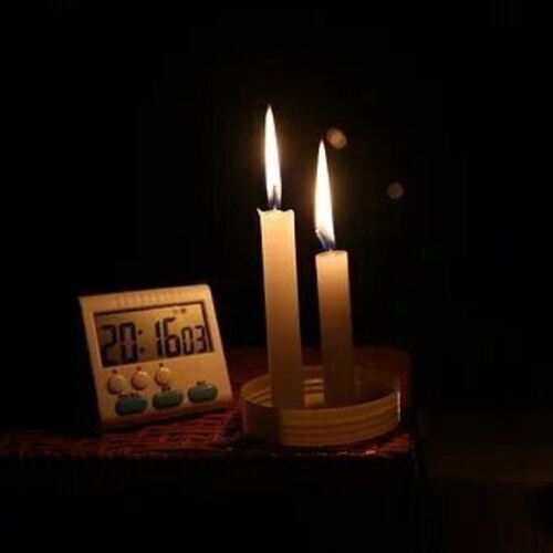 Kerzen sind am Dienstagabend in einigen Kirchheimer Haushalten gefragt gewesen: Plötzlich war der Strom weg. Symbolbild