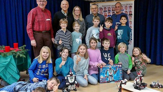 So macht Schule Spaß: Technik begeistert alle Generationen.Fotos: Sabine Ackermann
