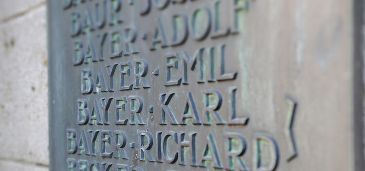 Serie 100 Jahre erster Weltkrieg Gedenktafel auf dem Alten Friedhof in Kirchheim
