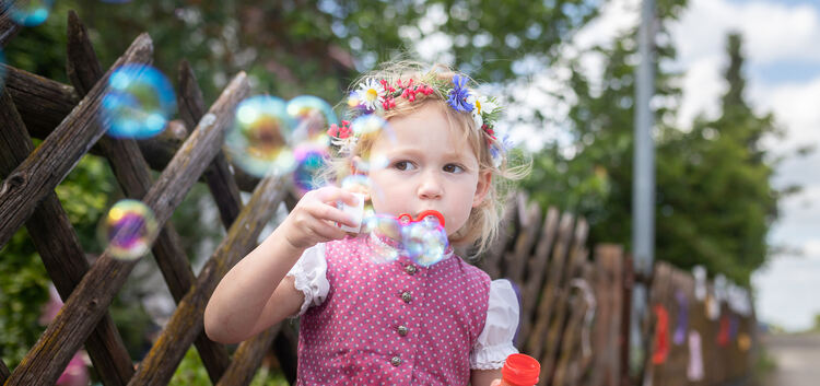 Von wegen Pusteblume: Seifenblasen machen auch Spaß