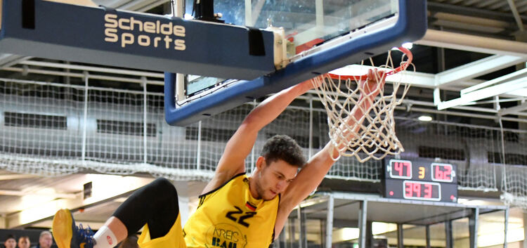 Akrobatische Einlagen unterm Korb werden Kirchheims Basketballfans von Kevin Wohlrath auch in der neuen Saison serviert bekommen