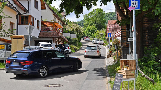 Wanderparkplatz Zipfelbachtal überfüllt Wanderparkplatz Zipfelbachtal überfüllt