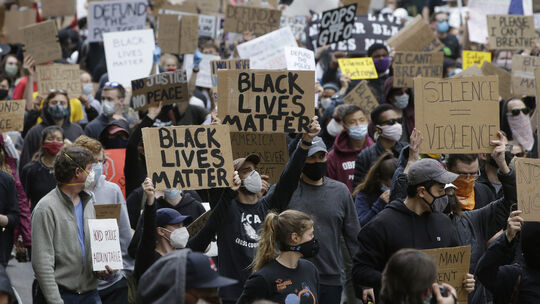 Die Proteste gegen Rassismus überziehen die ganzen USA. Das Land zeigt sich gespalten.Foto: picture alliance/dpa