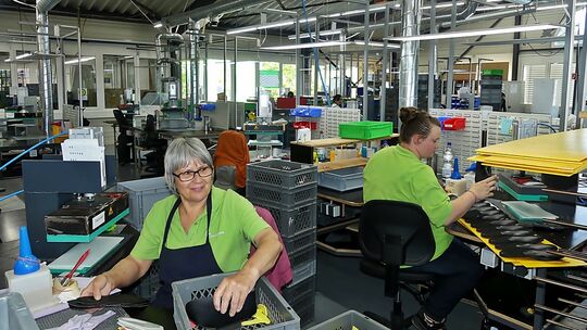 In den modernen Produktionsstätten in Schopfloch werden Einlagen für die ganze Welt hergestellt.Fotos: Sabine Ackermann In den modernen Produktionsstätten in Schopfloch werden Einlagen für die ganze Welt hergestellt.Fotos: Sabine Ackermann